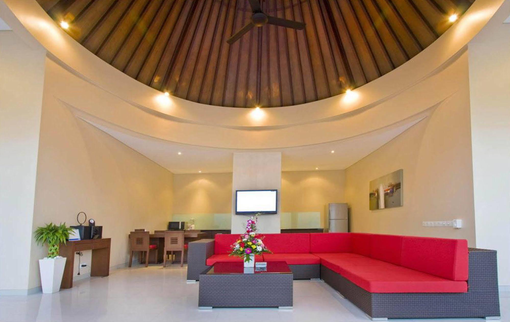 Oval Villa Bali Seminyak  Luaran gambar