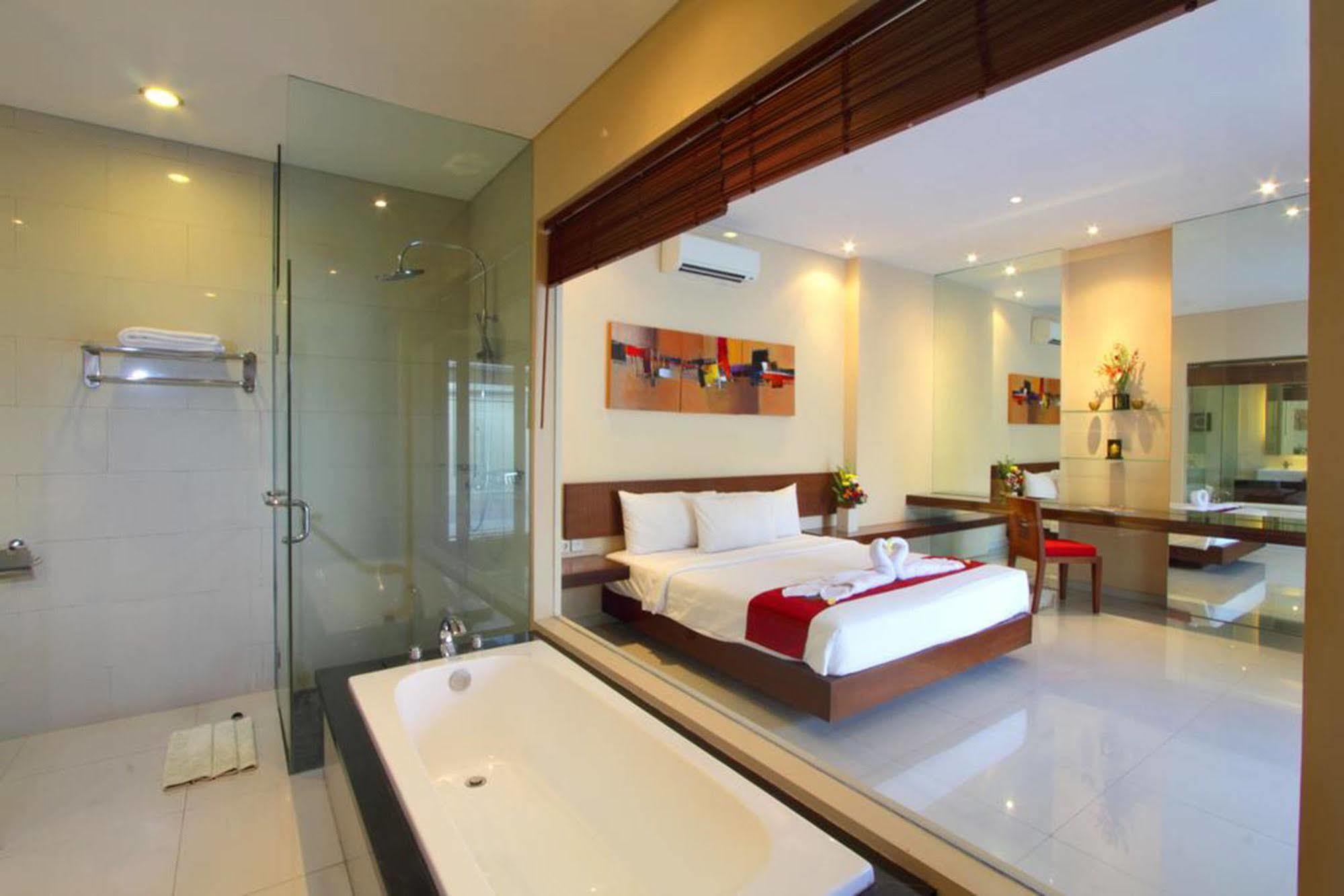 Oval Villa Bali Seminyak  Luaran gambar